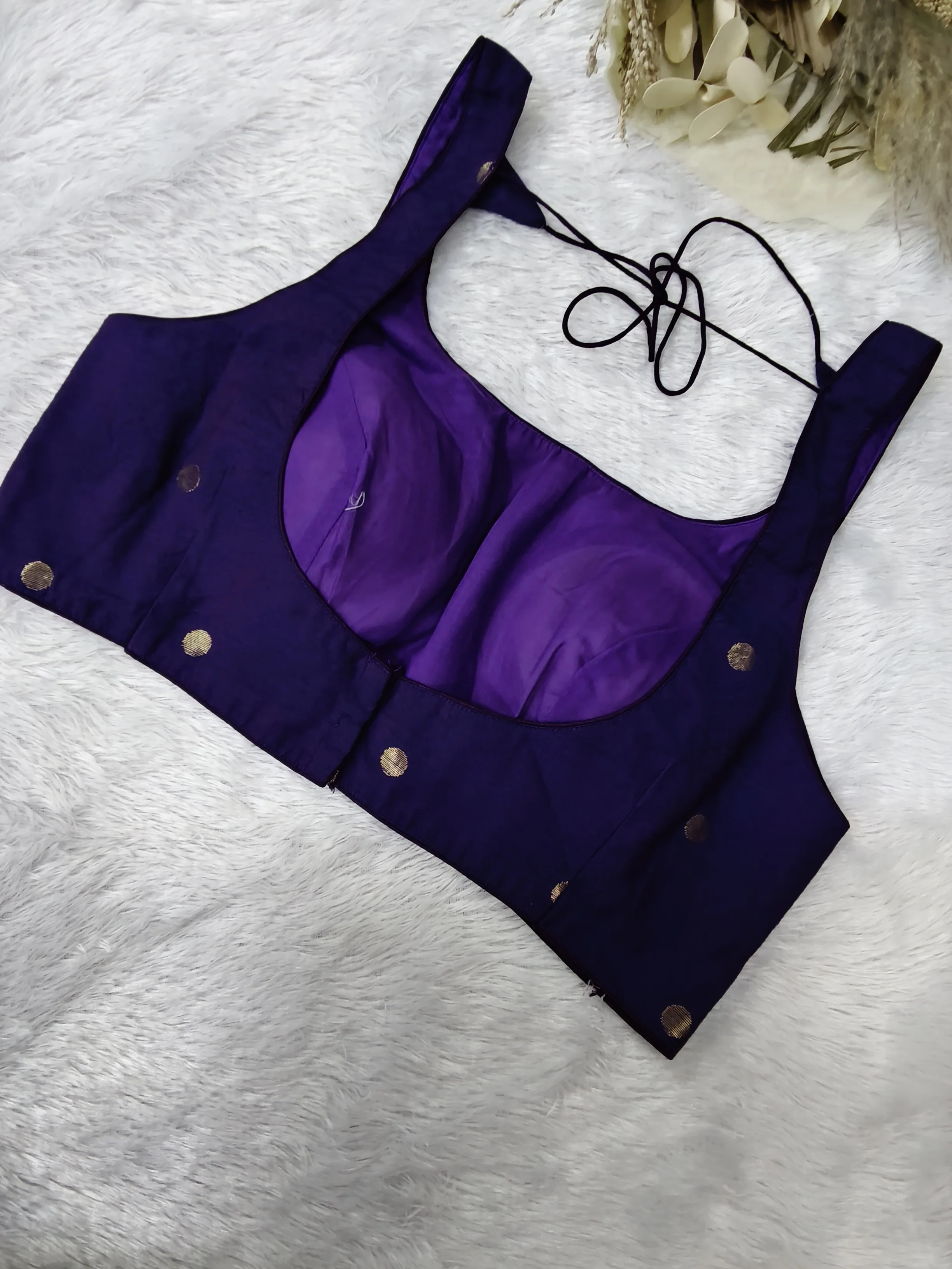 Sundari Sleeveless Blouse